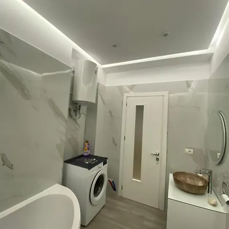 Riar Apartment Korce